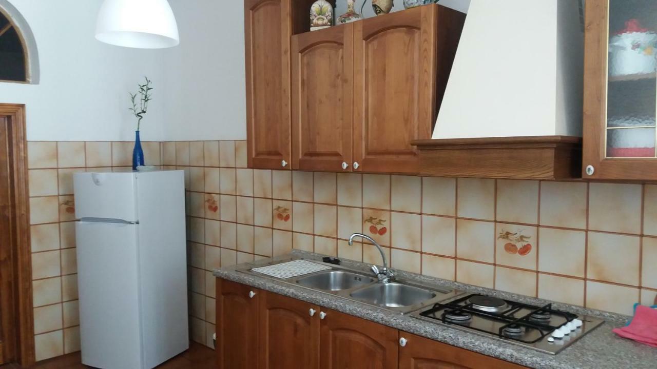 פיסטויה Appartamento Isabella מראה חיצוני תמונה