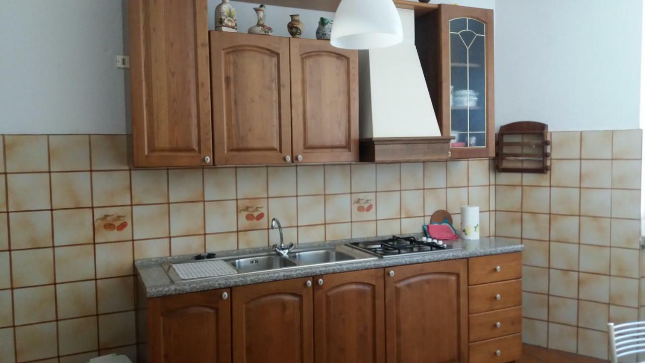 פיסטויה Appartamento Isabella מראה חיצוני תמונה